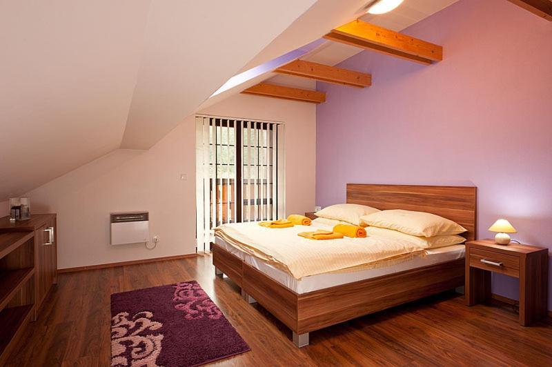 Apartmany Hrabovo 루좀베로크 외부 사진