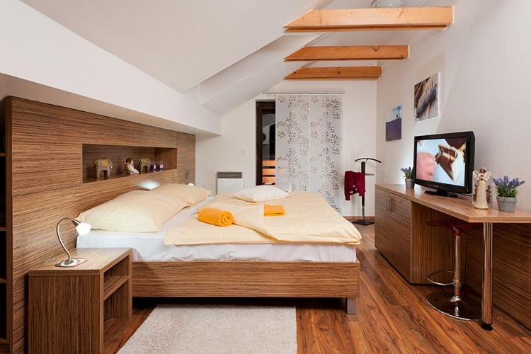 Apartmany Hrabovo 루좀베로크 외부 사진